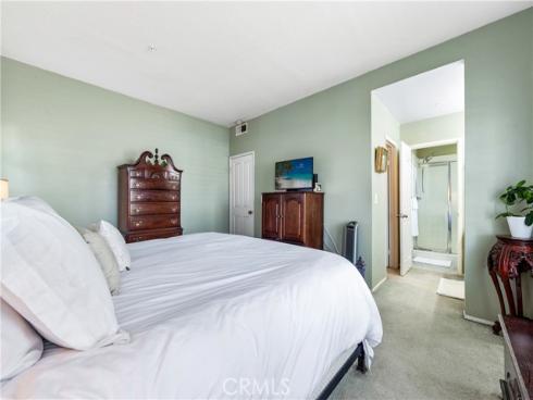 4591  Warner  105  Avenue, Huntington Beach, CA