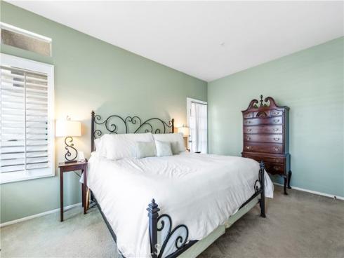 4591  Warner  105  Avenue, Huntington Beach, CA