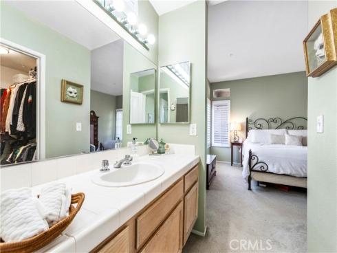 4591  Warner  105  Avenue, Huntington Beach, CA