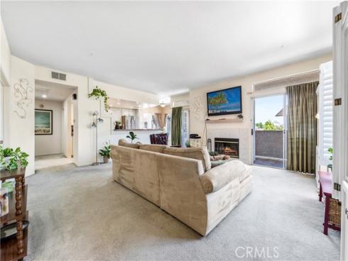 4591  Warner  105  Avenue, Huntington Beach, CA