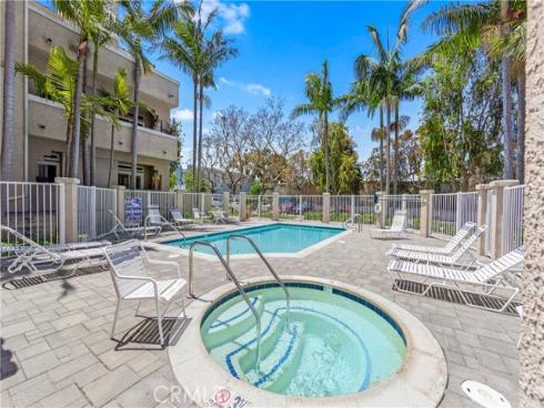 4591  Warner  105  Avenue, Huntington Beach, CA