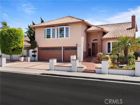 9852 Big Sur Drive, Huntington Beach, CA