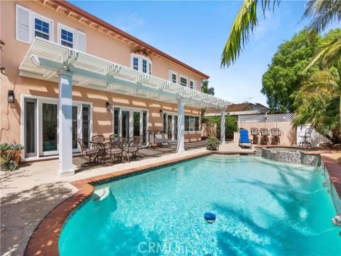 9852 Big Sur Drive, Huntington Beach, CA