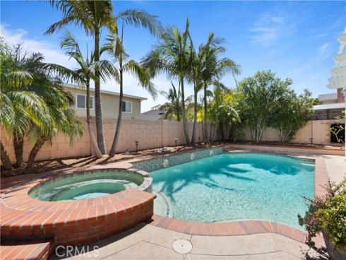 9852 Big Sur Drive, Huntington Beach, CA