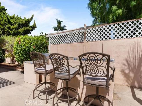 9852 Big Sur Drive, Huntington Beach, CA