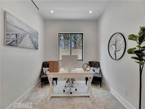 518 8th Street , Huntington Beach, CA