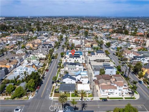 518  8th Street  , Huntington Beach, CA