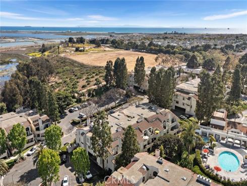 5145 Tortuga 207 Drive, Huntington Beach, CA