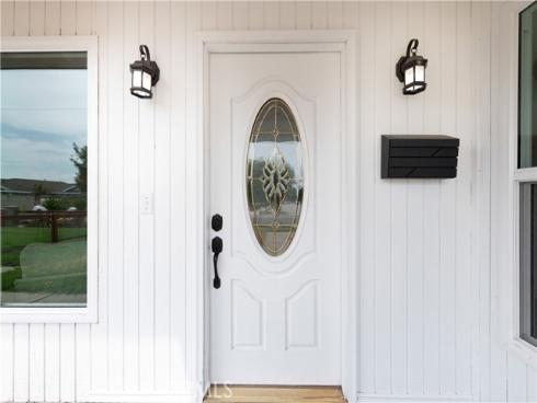 15821 Willett Lane, Huntington Beach, CA