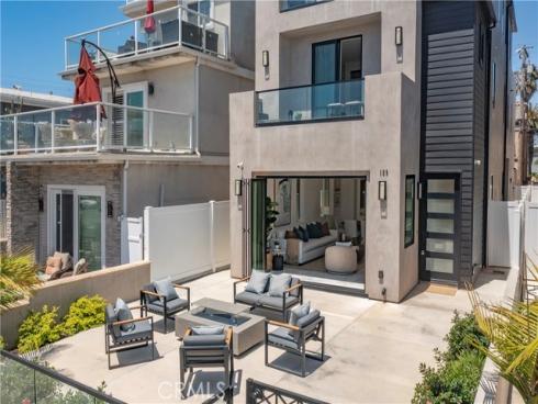 125 8th Street, Huntington Beach, CA