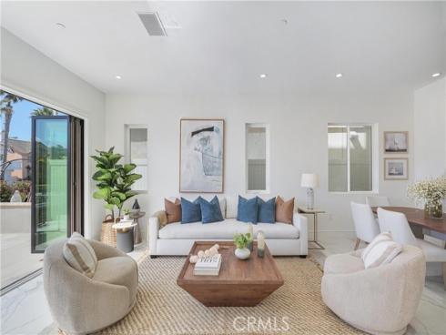 125 8th Street, Huntington Beach, CA