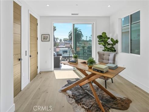 125 8th Street, Huntington Beach, CA