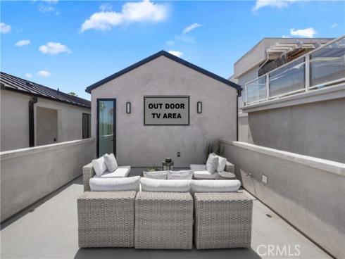 125 8th Street, Huntington Beach, CA