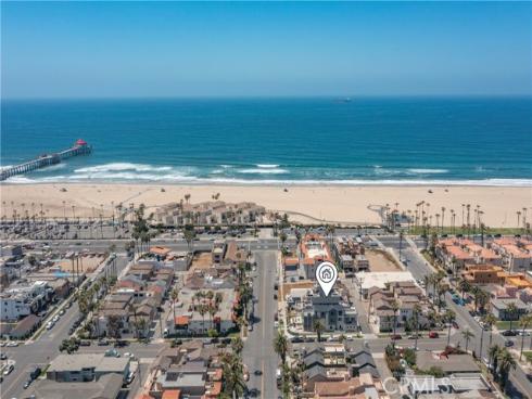 125 8th Street, Huntington Beach, CA