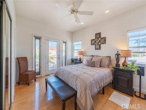 428 12th Street, Huntington Beach, CA