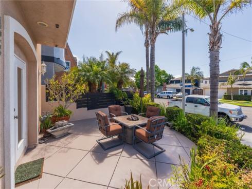 428 12th Street, Huntington Beach, CA
