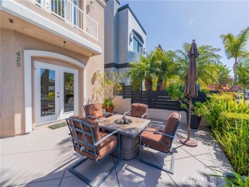428 12th Street, Huntington Beach, CA