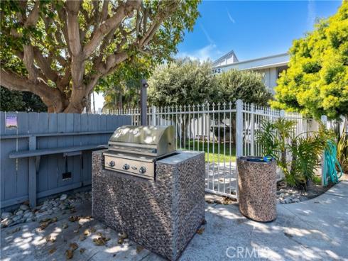 17072  Pacific Coast (#100)  202 , Huntington Beach, CA