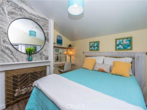 17072  Pacific Coast (#100)  202 , Huntington Beach, CA