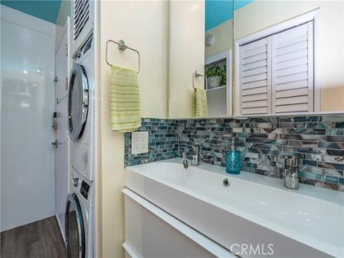 17072  Pacific Coast (#100)  202 , Huntington Beach, CA