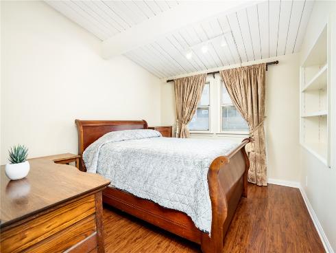 321 13th Street, Huntington Beach, CA