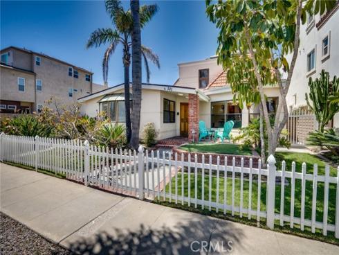 321 13th Street, Huntington Beach, CA