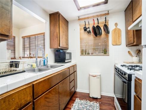 321 13th Street, Huntington Beach, CA