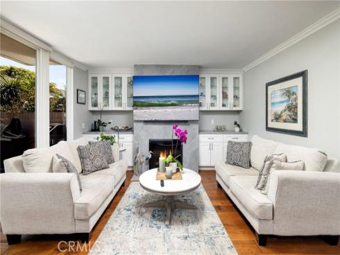 16422 Harbour 17 Lane, Huntington Beach, CA