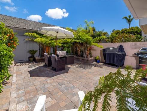 16422 Harbour 17 Lane, Huntington Beach, CA