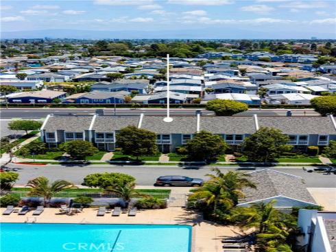 16422  Harbour  17  Lane, Huntington Beach, CA