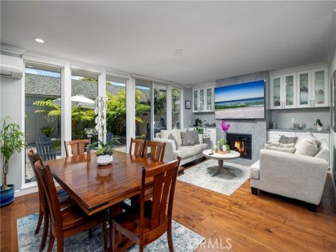 16422 Harbour 17 Lane, Huntington Beach, CA