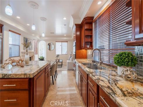 416 15th Street, Huntington Beach, CA