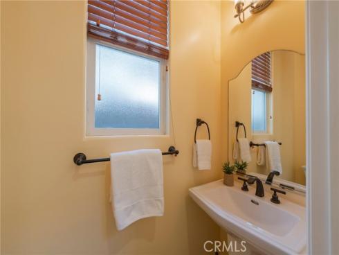 416 15th Street, Huntington Beach, CA