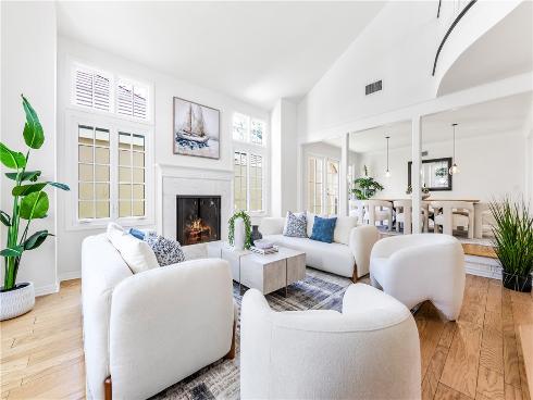 19365 Woodlands Drive, Huntington Beach, CA