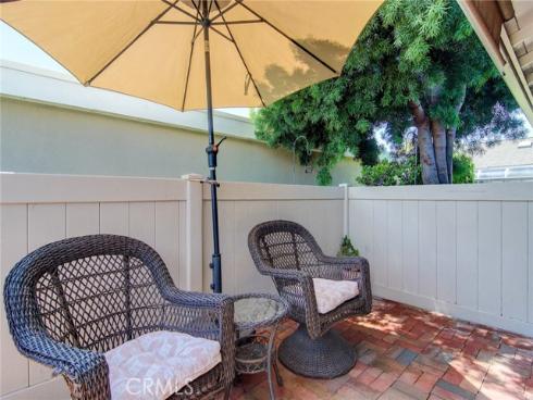 8646  Butte  604B  Circle, Huntington Beach, CA