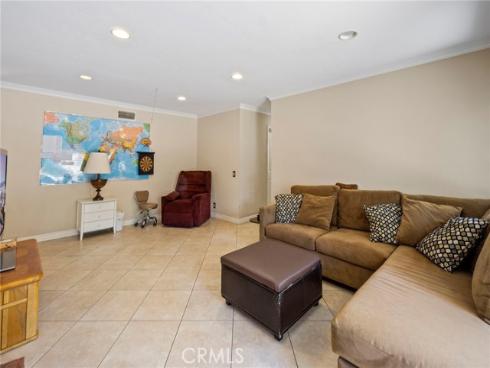 21041 Shaw Lane, Huntington Beach, CA