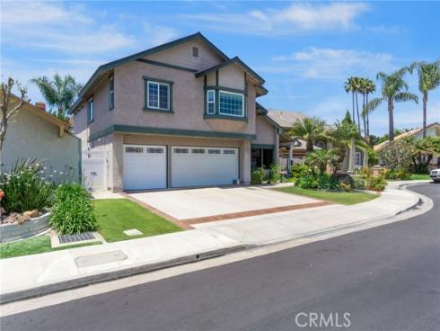 21041 Shaw Lane, Huntington Beach, CA