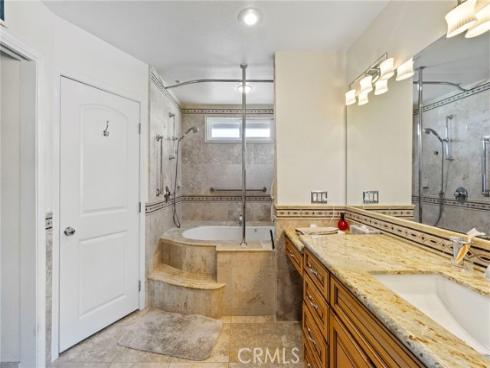 21041 Shaw Lane, Huntington Beach, CA