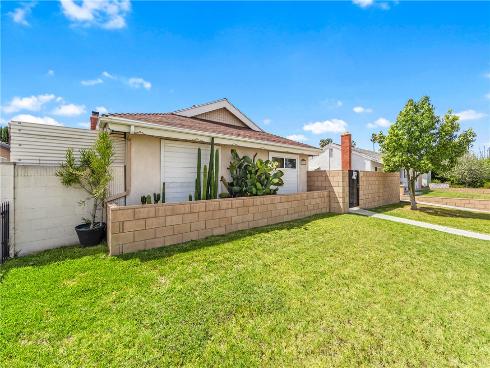 17331 Newland Street, Huntington Beach, CA