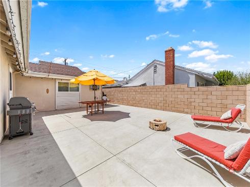 17331 Newland Street, Huntington Beach, CA