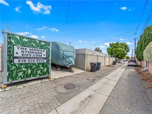 17331 Newland Street, Huntington Beach, CA