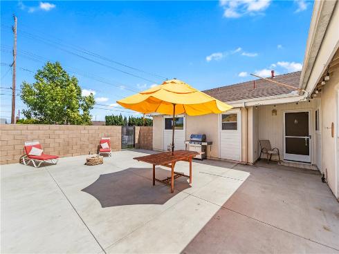 17331 Newland Street, Huntington Beach, CA