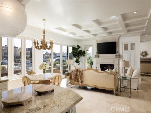 16111 Santa Barbara Lane, Huntington Beach, CA