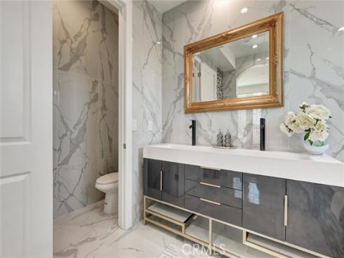 19002 Delaware Street, Huntington Beach, CA