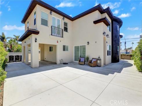19002 Delaware Street, Huntington Beach, CA
