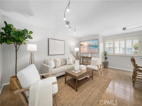 19431 Merion Circle, Huntington Beach, CA