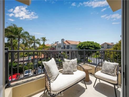 19431 Merion Circle, Huntington Beach, CA