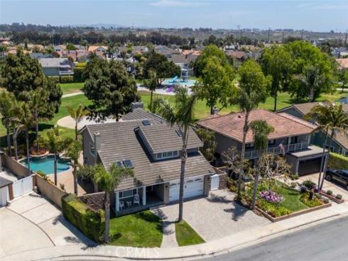 21772 Windsong Circle , Huntington Beach, CA