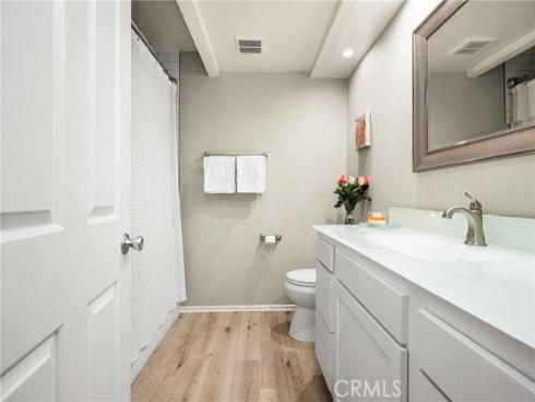 7648 Bay 201 Drive, Huntington Beach, CA