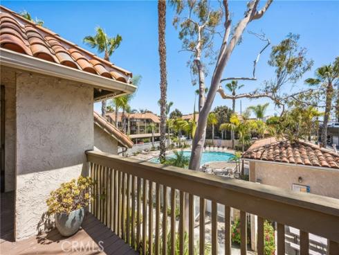 7648 Bay 201 Drive, Huntington Beach, CA